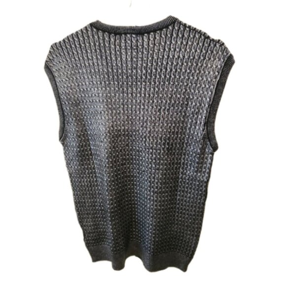 Valiant Paris Brand New With Tag Vest. MSRP $129.00 - Picture 2 of 5